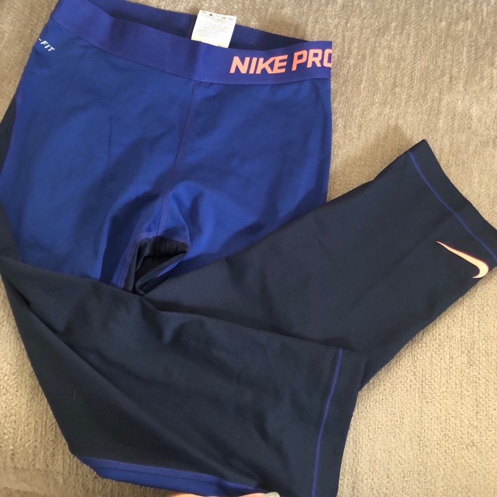 Nike crop dri-fit leggings, dual toned, size small